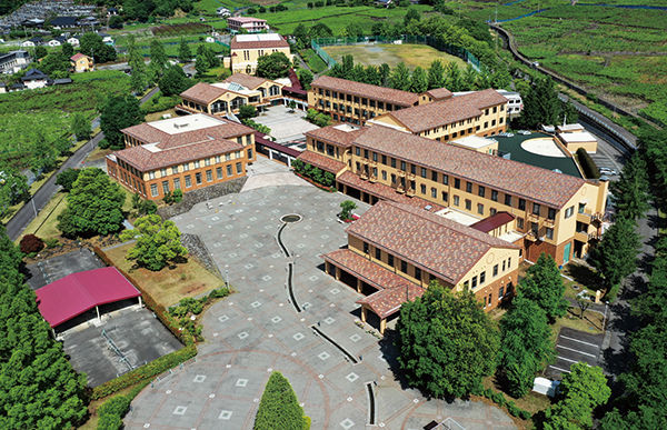 山梨英和大学 ロゴ