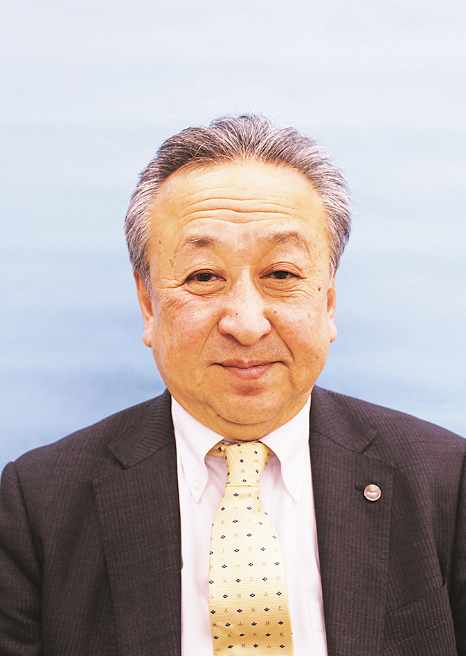 東京地方税理士会山梨県会　会長　中澤 謙一郎氏